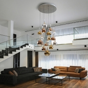 Люстра Charlize в интерьере гостиной дома