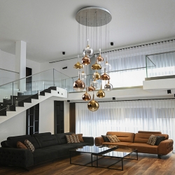 Люстра Charlize в интерьере гостиной дома