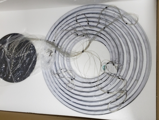 Высокая люстра Ring из колец в упаковке