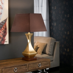 Настольная лампа Deco 662547 с коричневым абажуром